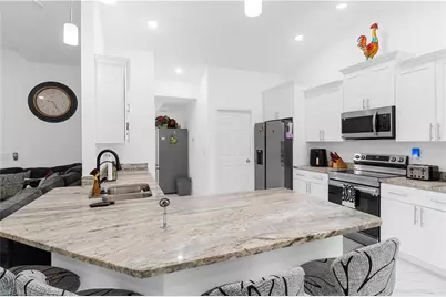 320 Lincoln Blvd, Lehigh Acres, FL 33936 - Photo 6