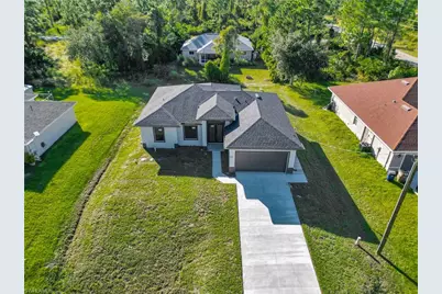 760 Fullerton Ave S, Lehigh Acres, FL 33974 - Photo 4