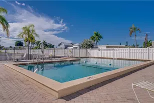 11077 Sunburst Ln, Fort Myers, FL 33908 - Photo 10