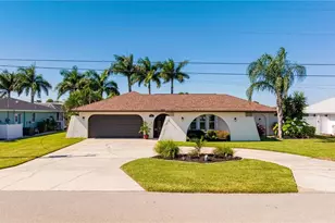 1518 SE 10th Pl, Cape Coral, FL 33990 - Photo 1