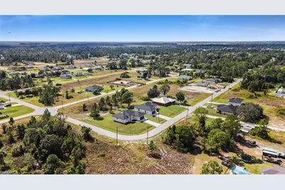 1150 Eclipse St E, Lehigh Acres, FL 33974 - Photo 32