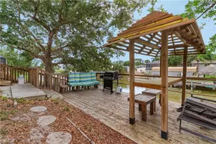 1900 SW 17th Ave, Cape Coral, FL 33991 - Photo 4