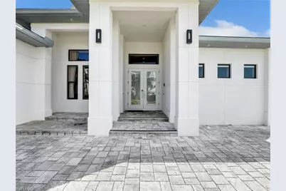 2333 SW 21st Ave, Cape Coral, FL 33991 - Photo 2