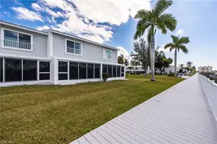 18016 San Carlos Blvd, Fort Myers Beach, FL 33931 - Photo 36