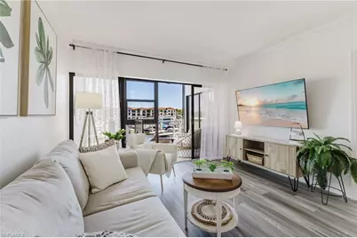 801 River Point Dr #102A, Naples, FL 34102 - Photo 4