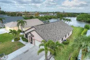 15613 Beachcomber Ave, Fort Myers, FL 33908 - Photo 4