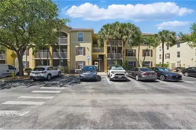 4121 Residence Dr #324, Fort Myers, FL 33901 - Photo 4