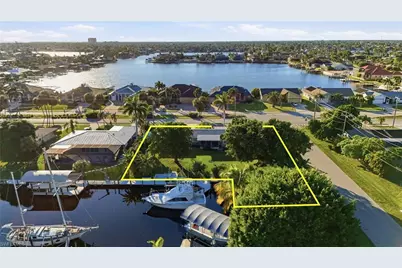 5229 Pelican Blvd, Cape Coral, FL 33914 - Photo 4