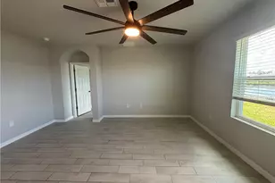 20261 Camino Torcido Loop, North Fort Myers, FL 33917 - Photo 12