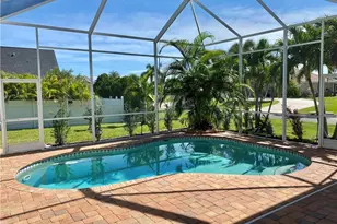 4009 SW 27th Ave, Cape Coral, FL 33914 - Photo 8