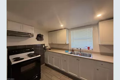 11401-403 Char Ann Dr #403, Fort Myers, FL 33908 - Photo 4