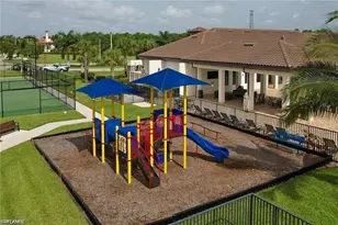 14453 Cantabria Dr, Fort Myers, FL 33905 - Photo 26