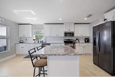 3739 NE 16th Ave, Cape Coral, FL 33909 - Photo 12