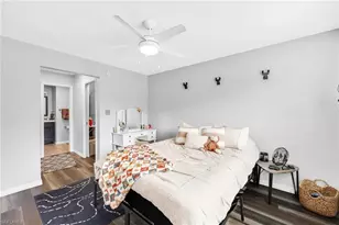 8093 Country Rd, Fort Myers, FL 33919 - Photo 14