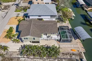 140 Curlew St, Fort Myers Beach, FL 33931 - Photo 40