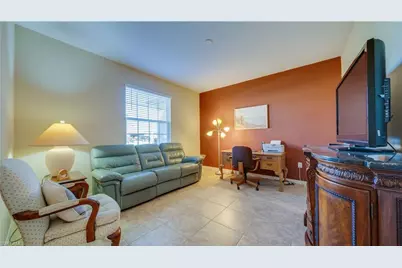 2025 SW 19th Pl, Cape Coral, FL 33991 - Photo 4