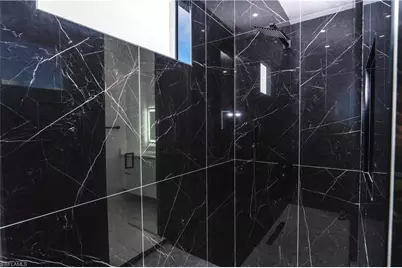 903 NE 23rd St, Cape Coral, FL 33909 - Photo 28