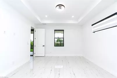 903 NE 23rd St, Cape Coral, FL 33909 - Photo 30