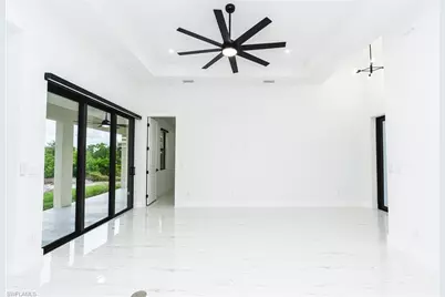 903 NE 23rd St, Cape Coral, FL 33909 - Photo 14