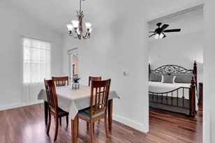 1812 Concordia Lake Cir, Cape Coral, FL 33909 - Photo 8