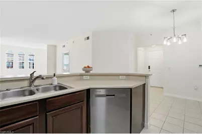 15590 Ocean Walk Cir #304, Fort Myers, FL 33908 - Photo 8