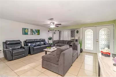 18 Illinois Rd, Lehigh Acres, FL 33936 - Photo 14