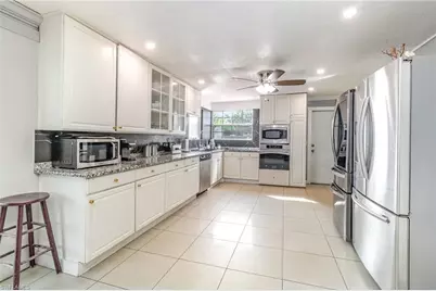 18 Illinois Rd, Lehigh Acres, FL 33936 - Photo 6