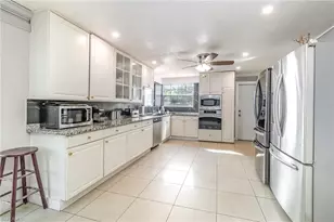 18 Illinois Rd, Lehigh Acres, FL 33936 - Photo 6