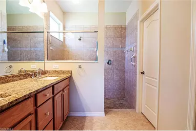 2390 Verdmont Ct, Cape Coral, FL 33991 - Photo 16