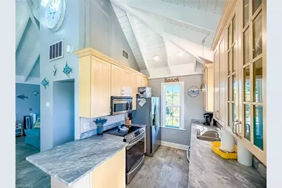 210 White Pelican Dr, Upper Captiva, FL 33924 - Photo 22