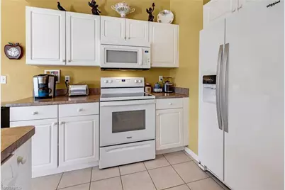 2902 Surfside Blvd, Cape Coral, FL 33914 - Photo 12