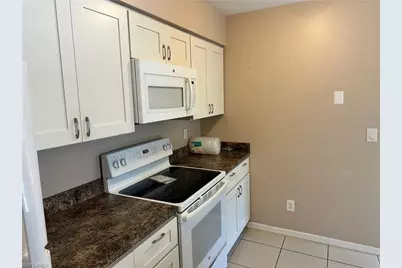 1025 SE 24th Ave #1, Cape Coral, FL 33990 - Photo 12