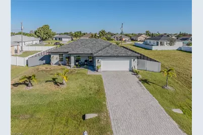 539 NW 13th St, Cape Coral, FL 33993 - Photo 8