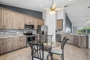 4010 SW 22nd Pl, Cape Coral, FL 33914 - Photo 10