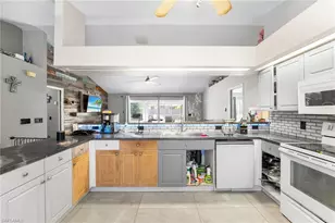 130 SE 29th Terrace, Cape Coral, FL 33904 - Photo 10