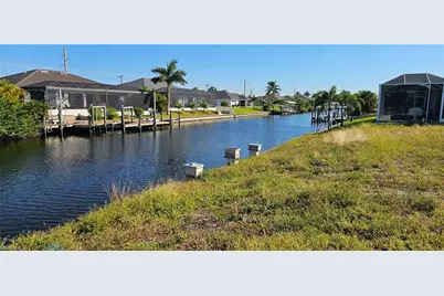 2627 SW 21st Ave, Cape Coral, FL 33914 - Photo 2