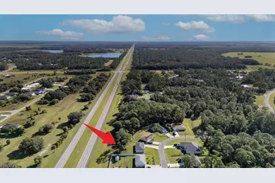 8073 Sherwood Cir, Labelle, FL 33935 - Photo 44