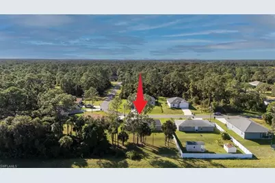 8073 Sherwood Cir, Labelle, FL 33935 - Photo 36