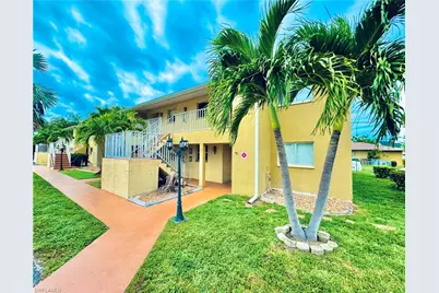 706 SE 13th Ct #I, Cape Coral, FL 33990 - Photo 1