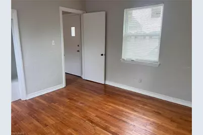 301 24th Ave N, Saint Petersburg, FL 33704 - Photo 8