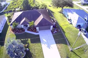1833 Tomaso Ave, Lehigh Acres, FL 33972 - Photo 8