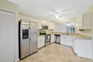 292 Belina Dr, Naples, FL 34104 - Photo 6