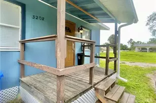 3208-3216 Dale St, Fort Myers, FL 33916 - Photo 1