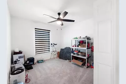 2737 NE 2nd Pl, Cape Coral, FL 33909 - Photo 20