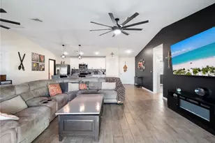 2737 NE 2nd Pl, Cape Coral, FL 33909 - Photo 8