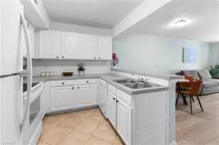 4121 Residence Drive, Fort Myers, FL 33901 - Photo 4