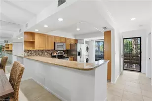 126 Pinebrook Dr, Fort Myers, FL 33907 - Photo 2