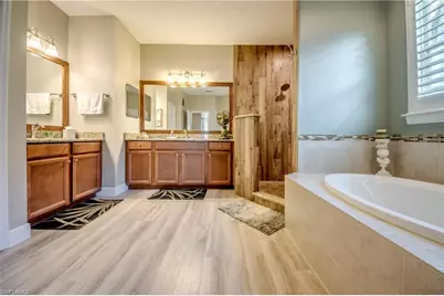 2412 Ashbury Cir, Cape Coral, FL 33991 - Photo 32