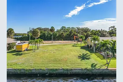 2193 River Rd, Fort Myers, FL 33905 - Photo 6