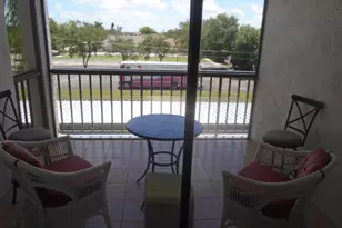 2121 Collier Ave, Fort Myers, FL 33901 - Photo 2